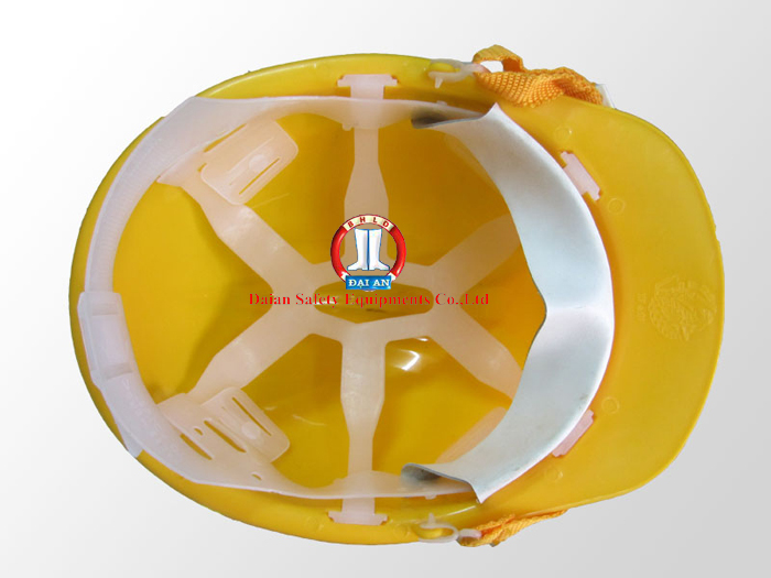 Mũ nhựa đi lò màu vàng Việt Nam ( có gài đèn )